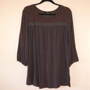 Suzanne Betro || Women's Dark Gray Shirt || Size XL